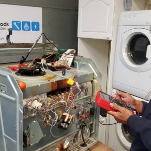 222 Online Domestic Electric Oven Repair & Testing (Video Conferencing option)